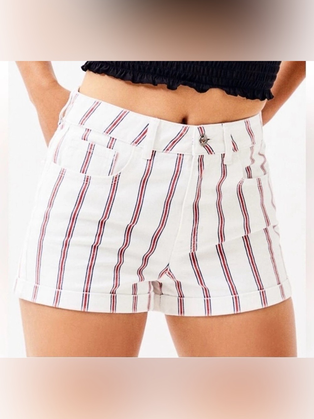 PacSun NWT Los Angeles Shorts Women's 24 White Red Striped
Mom Shorts Pockets.